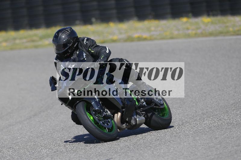 /05 07.04.2026 Cornu Master School ADR/Gruppe gruen/8